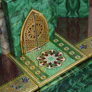Настольная мечеть-хранилище для Корана "Аль-Маликити Масджид" (Малахитовая мечеть)